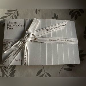 Maison Francis Kurkdijan 8 travel samples